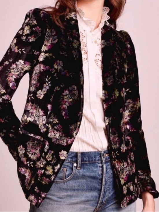 Rebecca Taylor Jackets & Blazers - SOLD !! Rebecca Taylor Jewel Silk-Blend Velvet Floral Blazer | 6